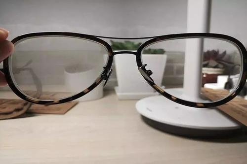 眼鏡片起霧怎么辦？鏡片防霧劑很重要